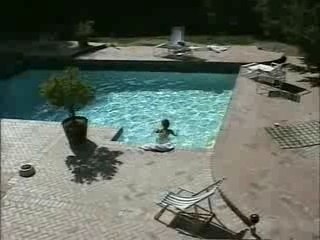 Mylene Farmer Piscine