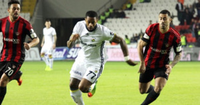 Süper Lig'de Fenerbahçe Deplasmanda Gaziantepspor ile 1-1 Berabere Kaldı