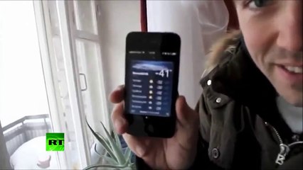 Guardate cosa succede lanciando acqua bollente dal balcone con -41 °C. Strepitoso!