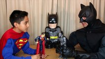 BATMAN VS SUPERMAN DAWN OF JUSTICE BLOOPERS AND OUTTAKES TOYS EPIC EGG BATTLE