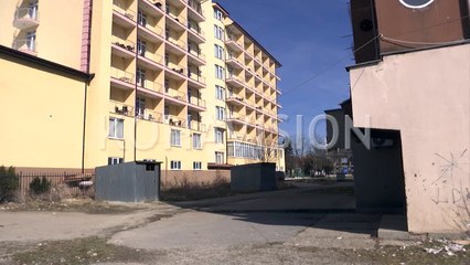 52 familje mes dy banjave në Kllokot kanë mbetur pa qasje në rrugë