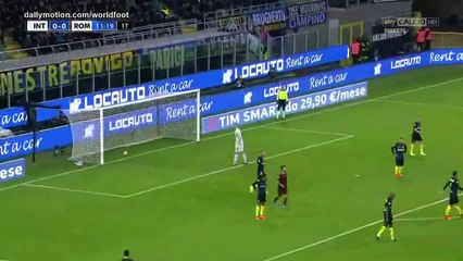 Скачать видео: Radja Nainggolan Goal HD - Inter Milan 0 - 1 AS Roma - 26.02.2017 (Full Replay)