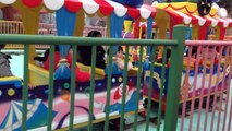 Детская мини-поезде в парк аттракционов Парк Атракционов поезда мультфильм