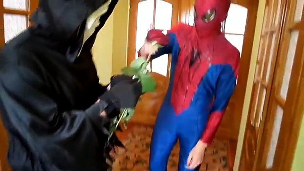 Сatwoman and Spiderman. LOVE Story. Dangerous FLOWER- Funny Superhero Movie in Real Life P