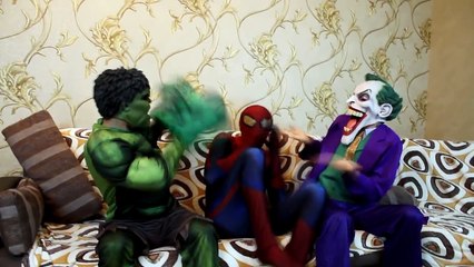 Download Video: Spiderman Ghost vs Joker & Hulk - Spider-Man Pranked by Fake Ghost! Superheroes ghost In Real Life