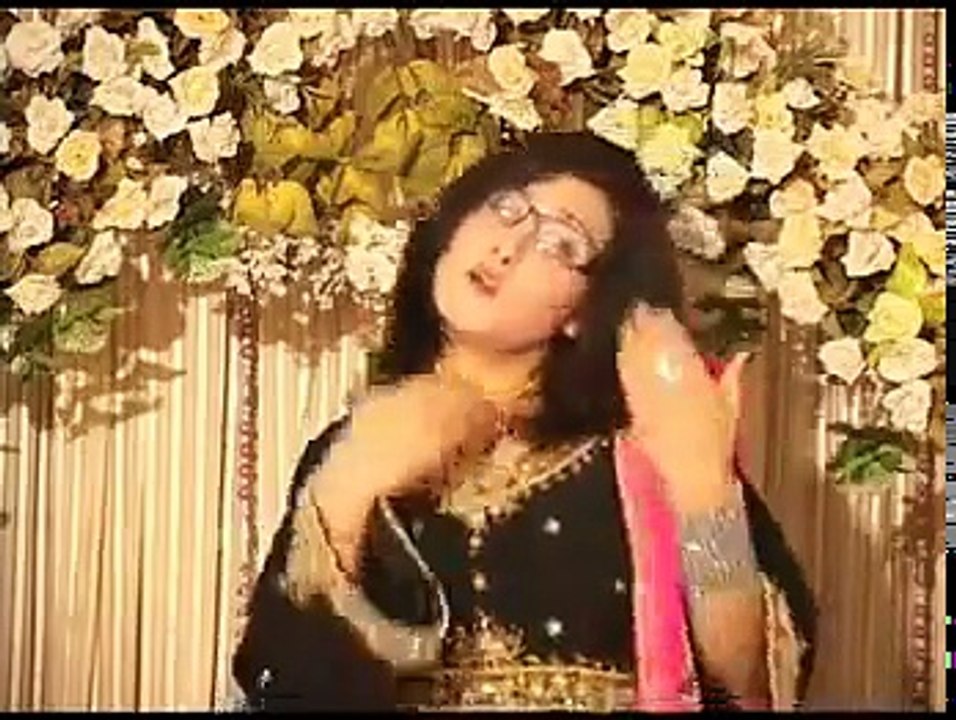 New Pashto Singer Doctor Laila Khan's coachno coahno