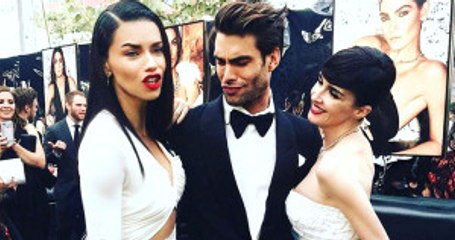 Jon Kortajarena'nın, Adriana Lima'nın Göğüslerine Bakması Instagram'ı Salladı