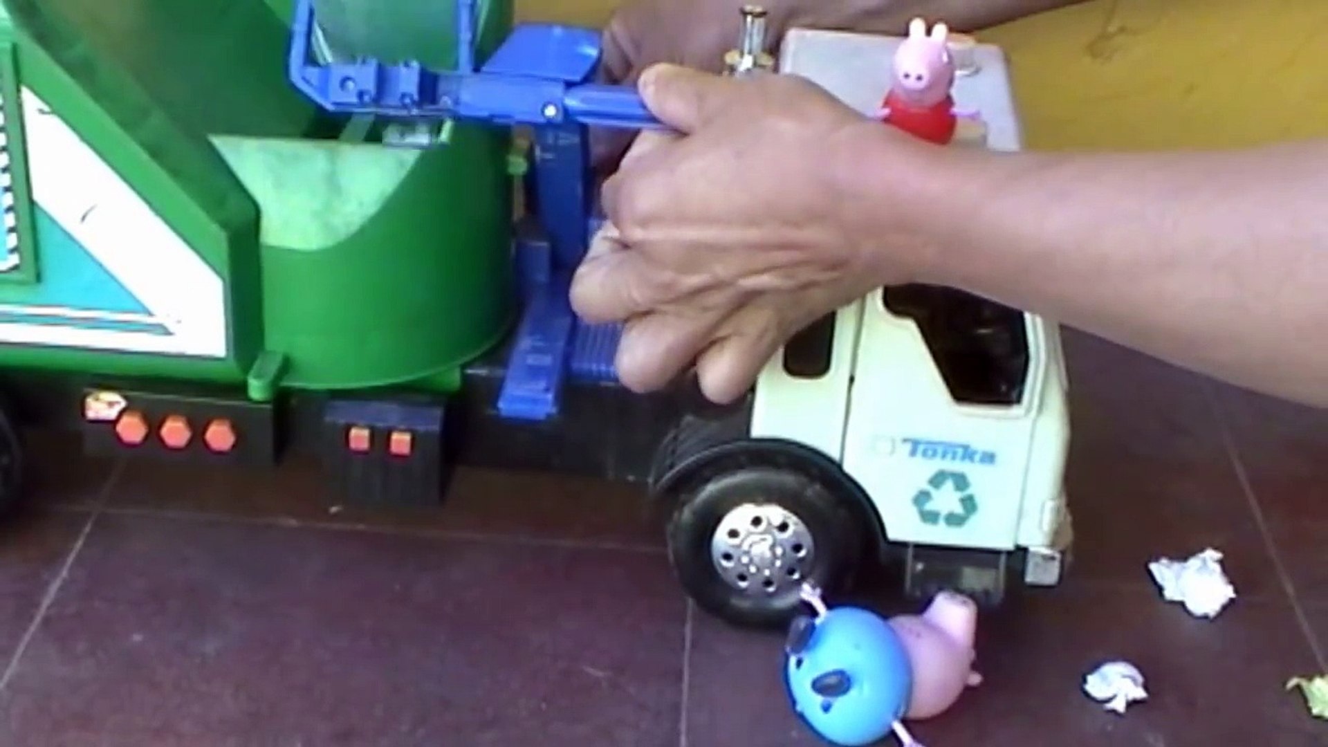 Camión de basura - Carros para niños - Leo la Troca Curiosa – Видео  Dailymotion