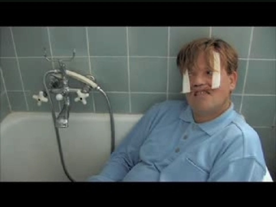 Bis zum ellenbogen - trailer