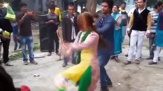 যুবতি মেয়ের সেইরকম গরম নাচ। Awesome New Bangla Dance 2016   new