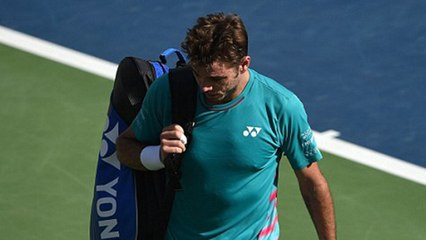 Stan Wawrinka knocked out by Damir Dzumhur in Dubai first round