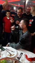 Crveno-belo vece u Bijeljini / Milan Gurovic - Od Topole pa do Ravne Gore
