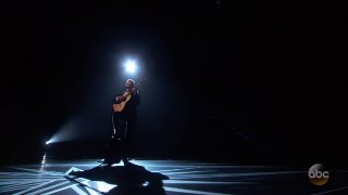 2017oscar_Sting’s  The Empty Chair’ Performance Watch Holl