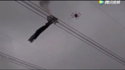 Çöpleri Iha Ile Temizlediler