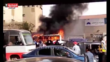 قارئ يشارك "صحافة المواطن" بفيديو لتفحم سيارة فى شبرا الخيمة