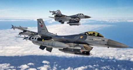 Kuzey Irak'ta Tespit Edilen PKK İnlerine Bomba Yağdı