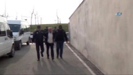 Paralel Yapı Deşifre' Hesabıyla İlgili 3 Kişi Adliyeye Sevk Edildi