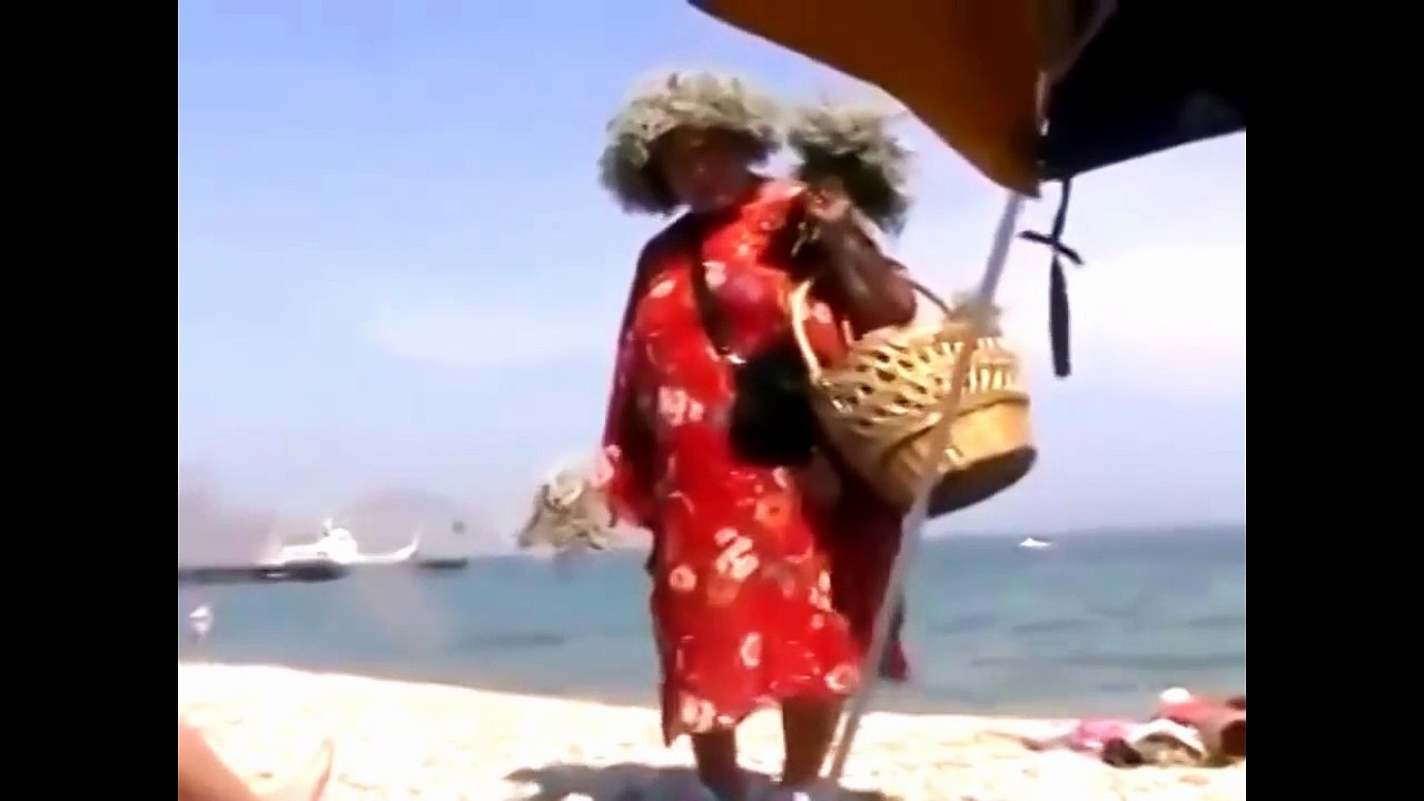 Случаи на пляже --)