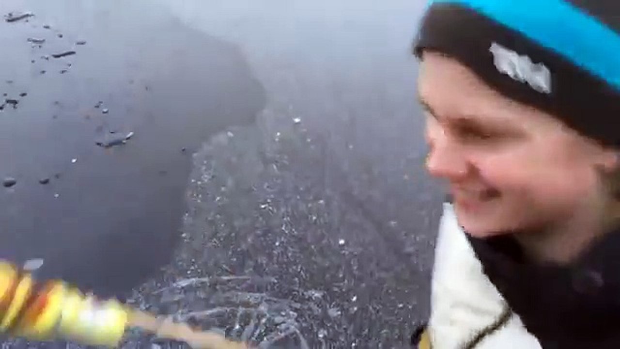 Donmuş gölün altında havai fişek patlatılırsa ne olur?