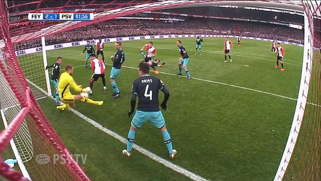 Goleiro do PSV bobeia e clássico holandês é definido por tecnologia