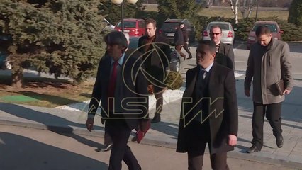 Partitë shqiptare: Gruevski i frikësuar nga dështimi