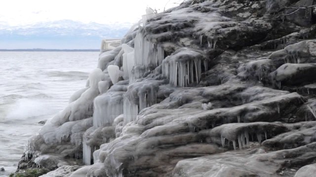 Tjetër viktimë nga moti i keq - Top Channel Albania - News - Lajme