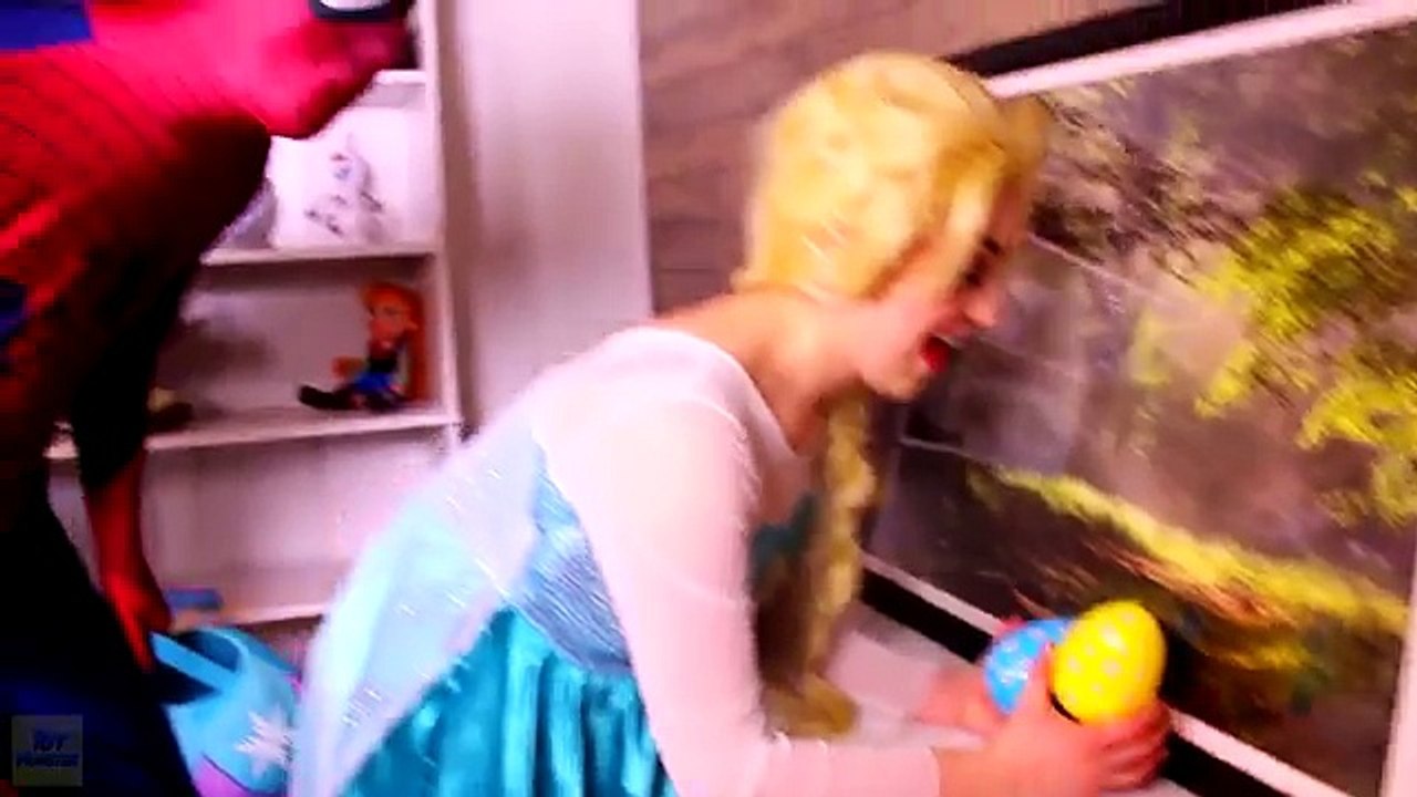 Spiderman & Frozen Elsa Surprise egg Hunt - Spiderman treasure hunt - Fun Superhero in Rea