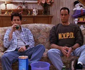 Szeretünk Raymond!  S02 17 A Járőrözés