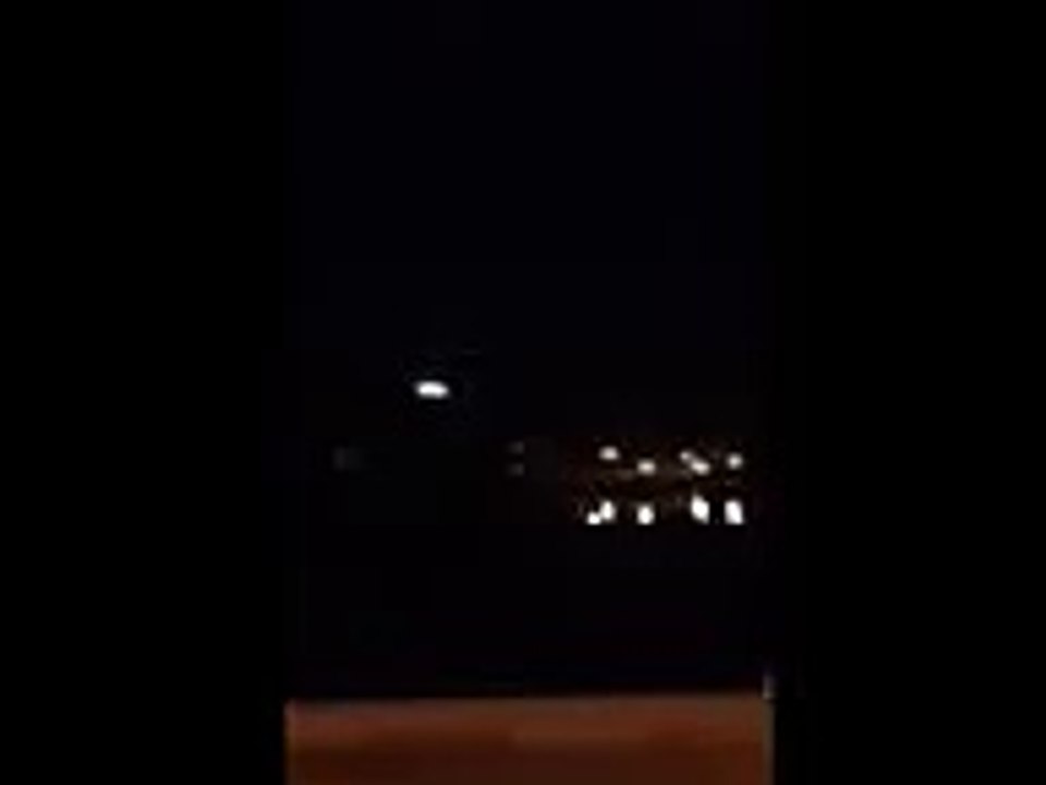 OVNI  UFO Québec (2 Octobre 2015, 22H00 HNE)