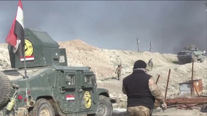 الجيش العراقي يسيطر على الجسر الرابع بالموصل