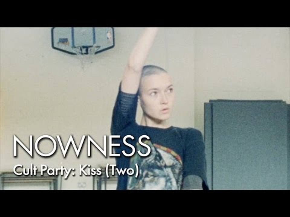 Cult Party: Kiss (Two)