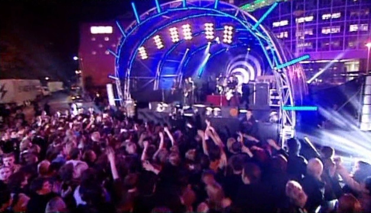 Top Of The Pops (BBC Television Centre): Green Day - Give Me Novocaine/She's A Rebel