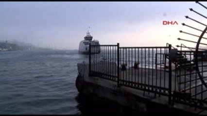Istanbul'da Deniz Trafiğine Sis Engeli