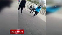 Liseli kızların saç saça kavgası kamerada