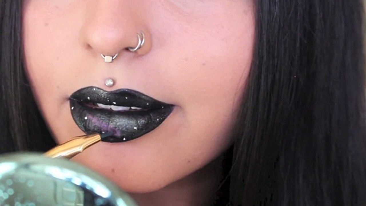 Galaxy Lip Art