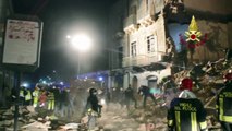 Catania, crolla palazzina per l'esplosione di una bombola di gas