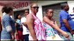 Fila para vacinação contra febre amarela no CRAS de Porto Novo em Cariacica