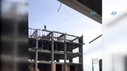 İnşaat İşçisi Metrelerce Yükseklikte Ölüme Böyle Meydan Okudu