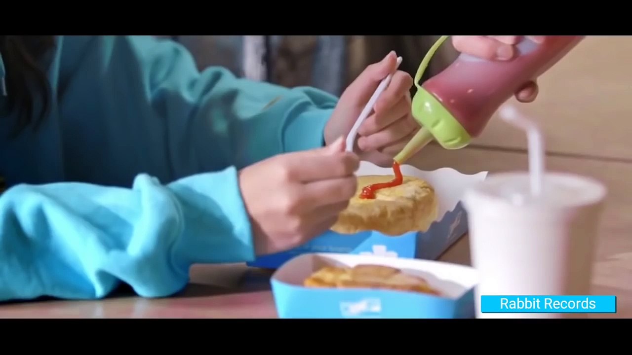 Aise na Mujhe Tum Dekho - Love Song - Korean Mix - (Entertainment On)