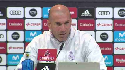 Zidane responde a Piqué y Roig presumiendo de respeto a los árbitros