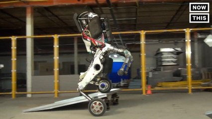Boston Dynamic's Newest Robot Is Like A Horse On Roller Skates