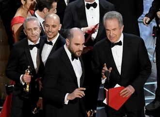 Backstage Insider Tells All On Oscar Flub!