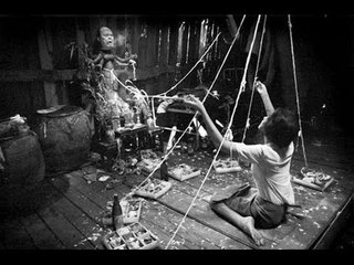 Sự thực bùa yêu xứ Mường bí ẩn lời thiêng giới bùa ngải?