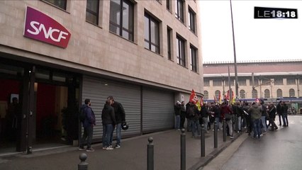 Les contrôleurs des TER veulent sauver leurs postes