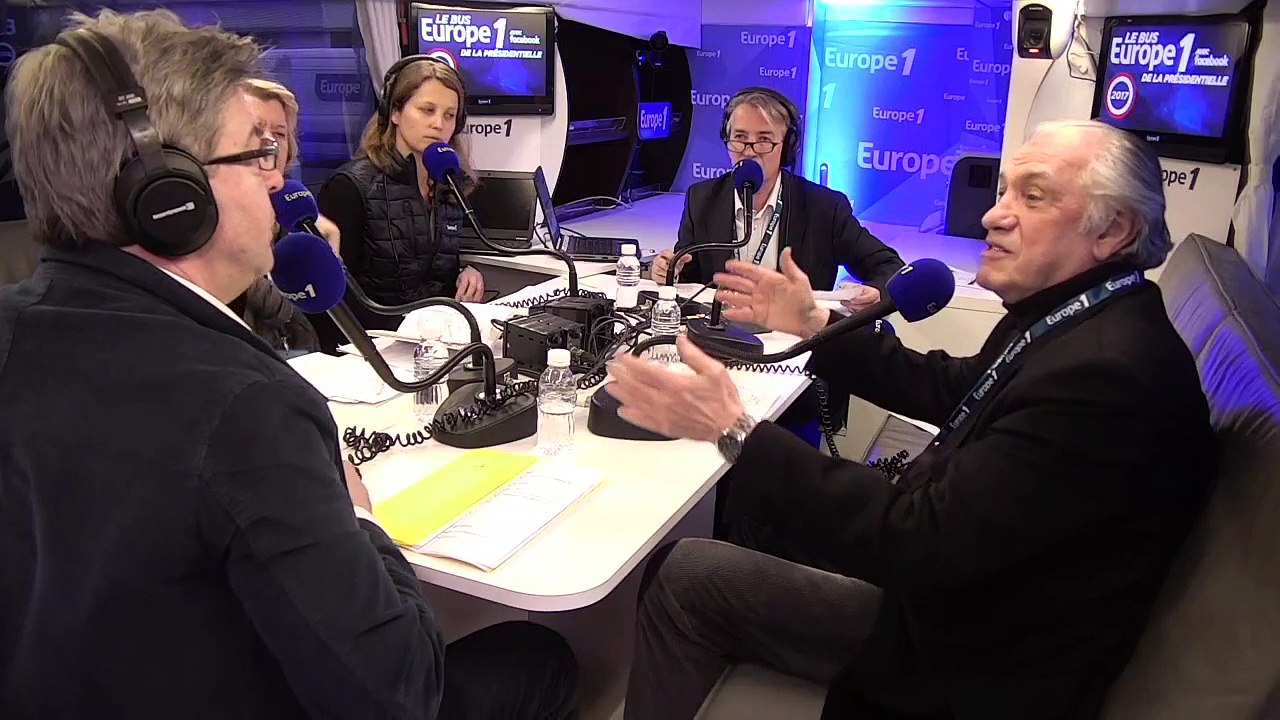 Mélenchon : "Avec Hamon, nos électorats ne s'additionnent pas"