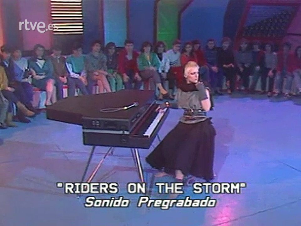 Annabel Lamb - Riders on the Storm