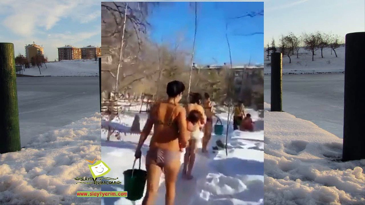 Karda buzlu su banyosu