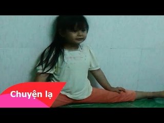 Chuyện lạ Việt Nam - Bất ngờ với khả năng uốn dẻo của em bé 4 tuổi này