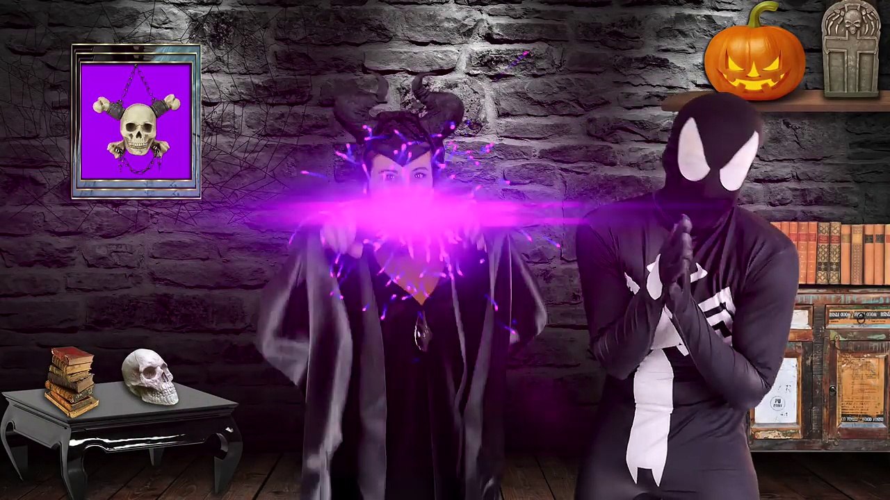 Frozen Elsa & Spiderman vs Voodoo Doll Maleficent Curse w/ Venom - Fun Superhero in real l