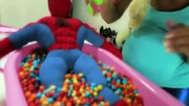 PREGNANT FROZEN ELSA & SPIDERMAN vs MALEFICENT! TWIN BABIES w:/ Spiderbaby, Spidergirl & K